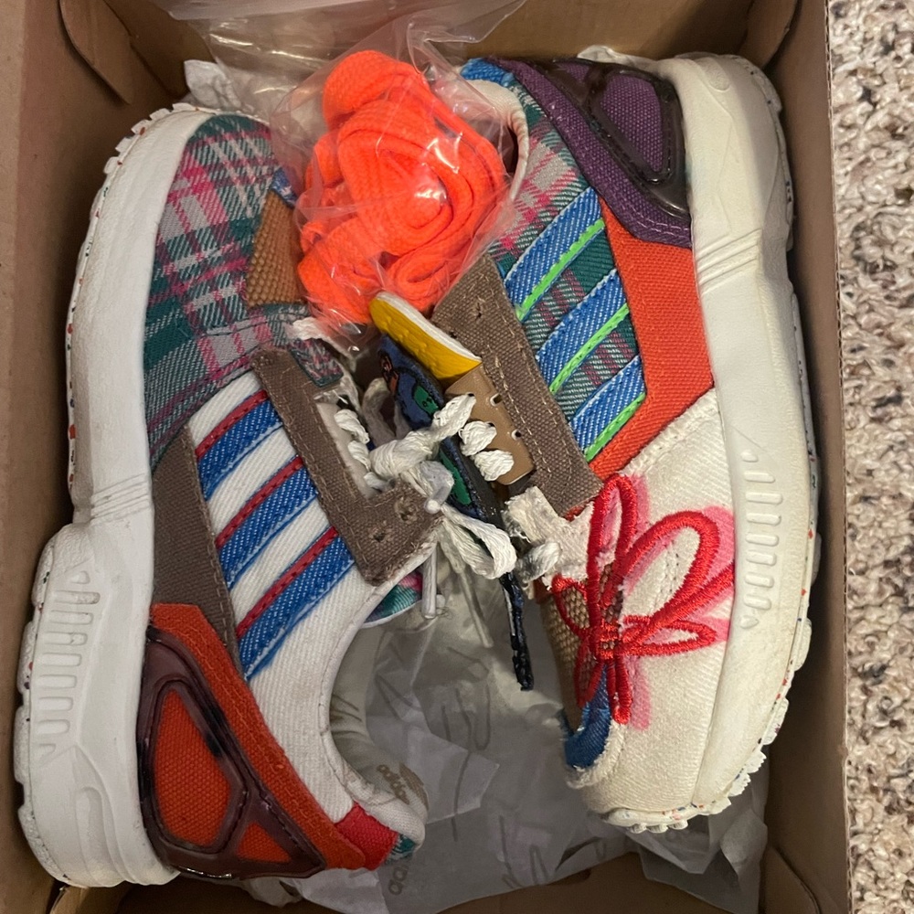 Toddler super earth adidas